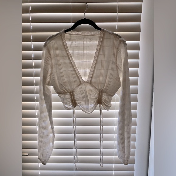 White Ruched Crop Top - Picture 2 of 3